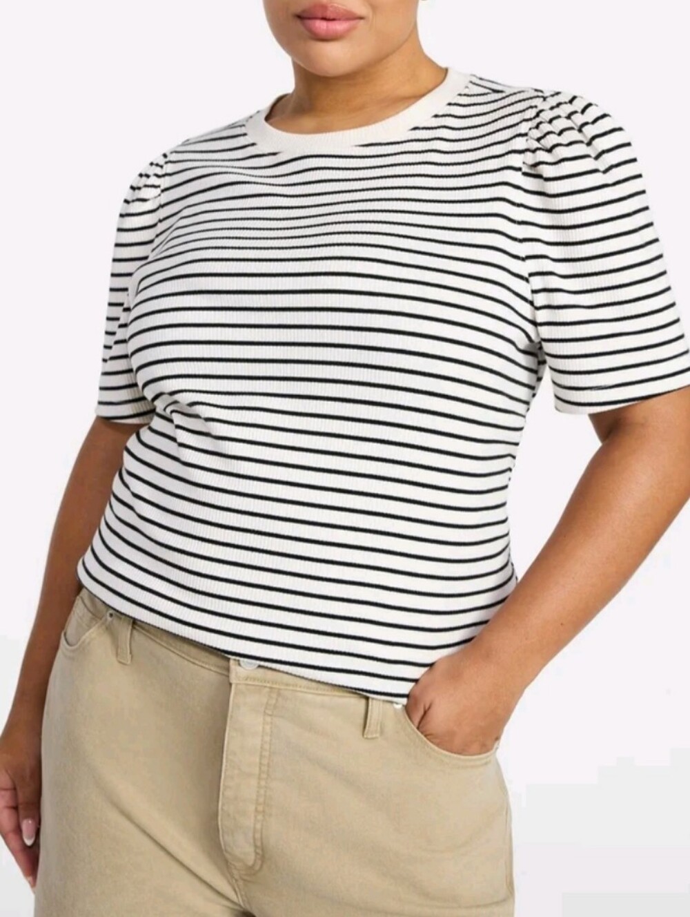 Terra & Sky Women's Plus Size 4X (28W-30W) Crewneck Top Short Puff Sleeves NWT